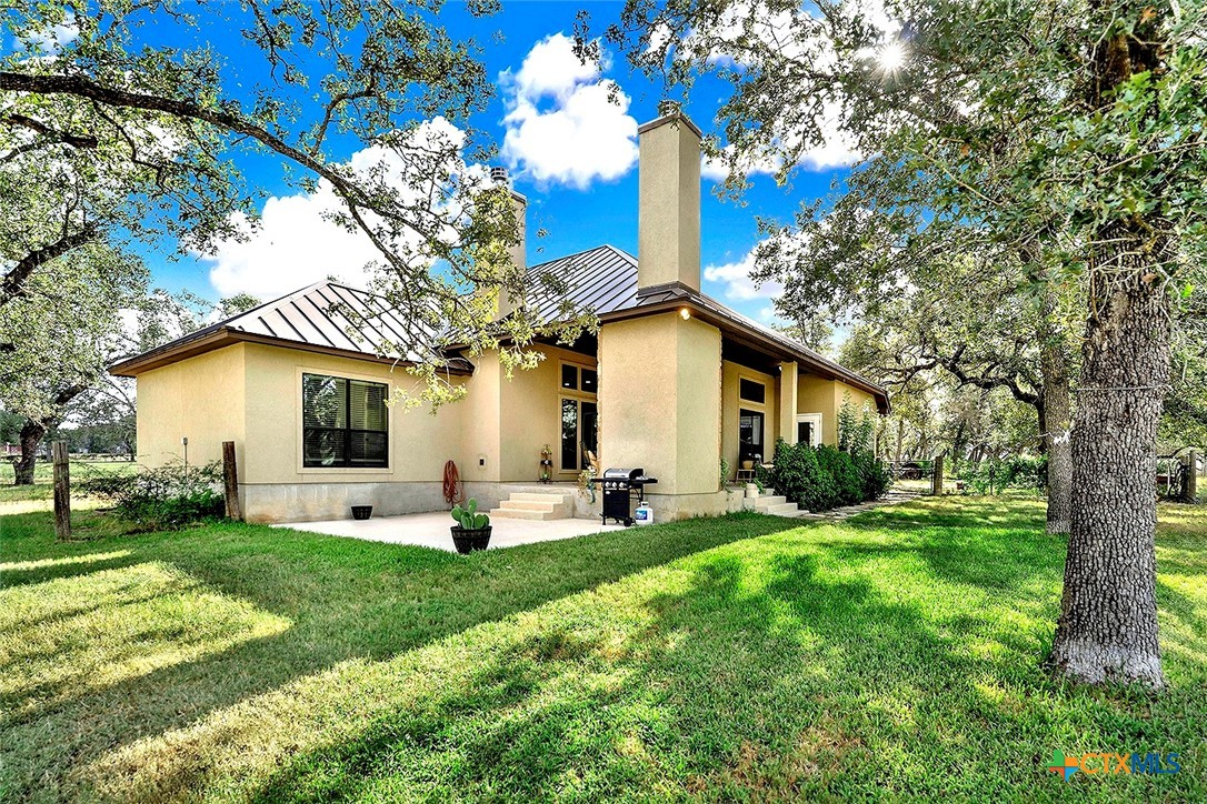 1021 Fm 3432 Property Photo 10