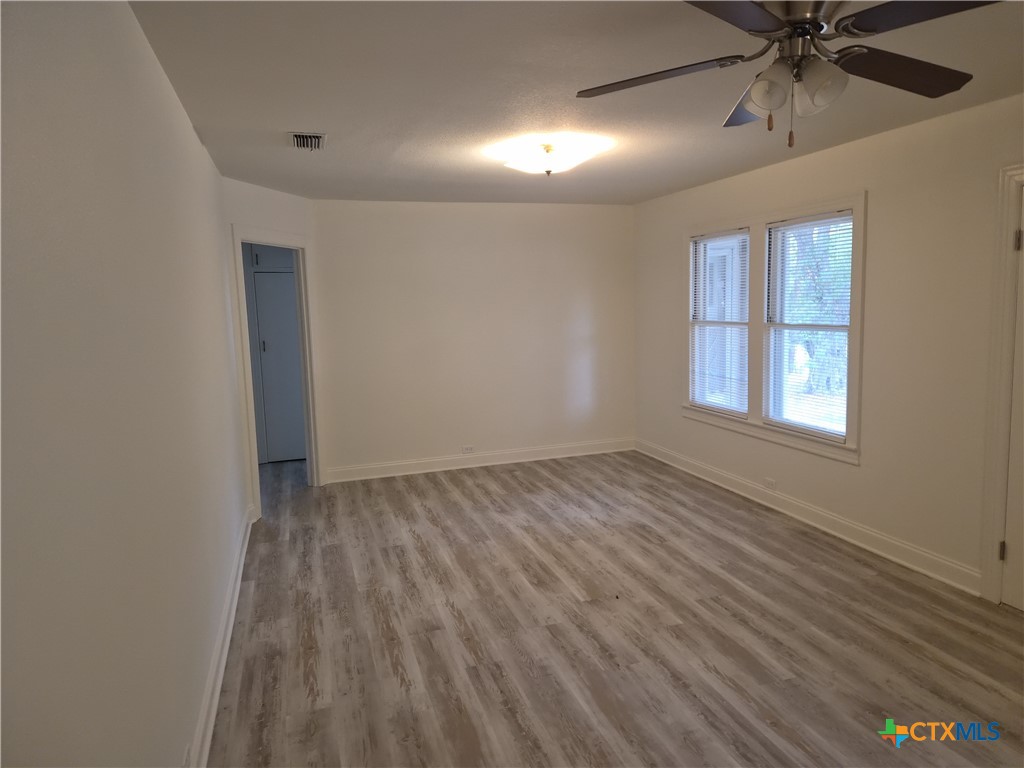 1513 N N Ave B Property Photo 1