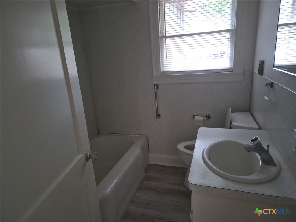 1513 N N Ave B Property Photo 10