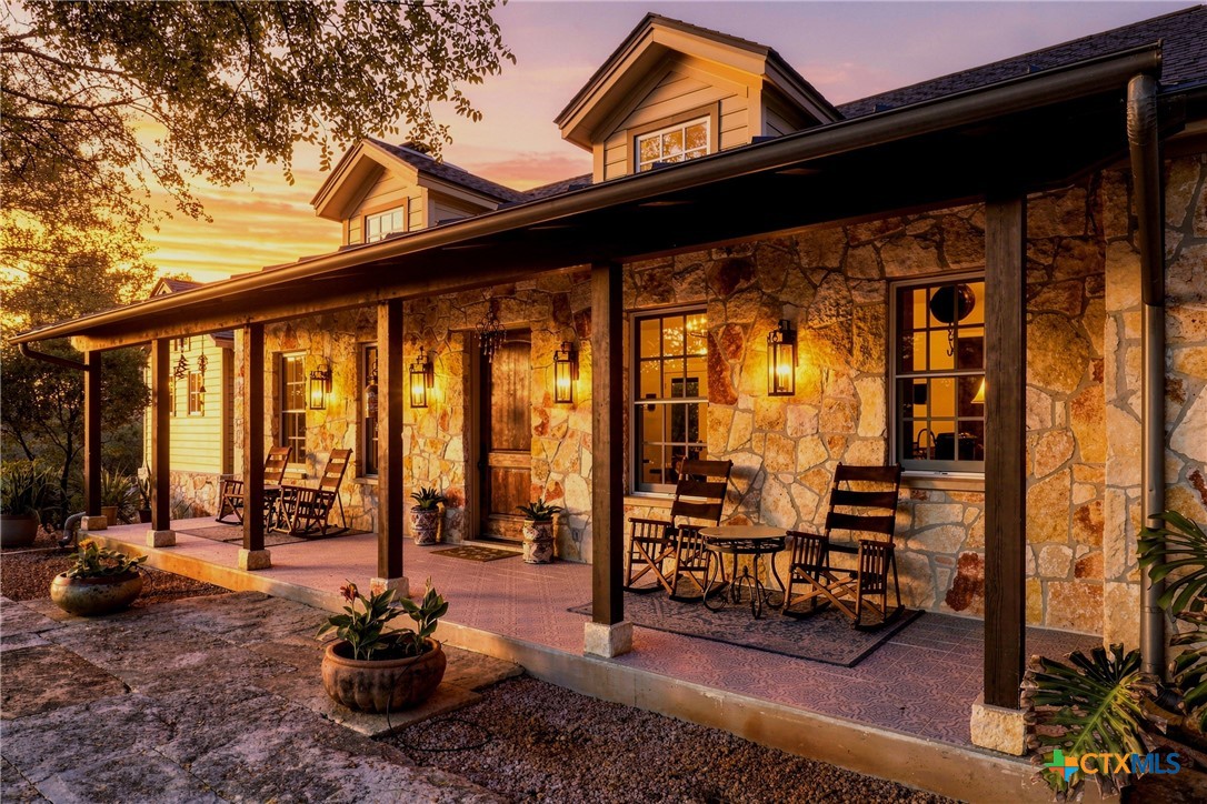 100 Morgan Cove Property Photo 1