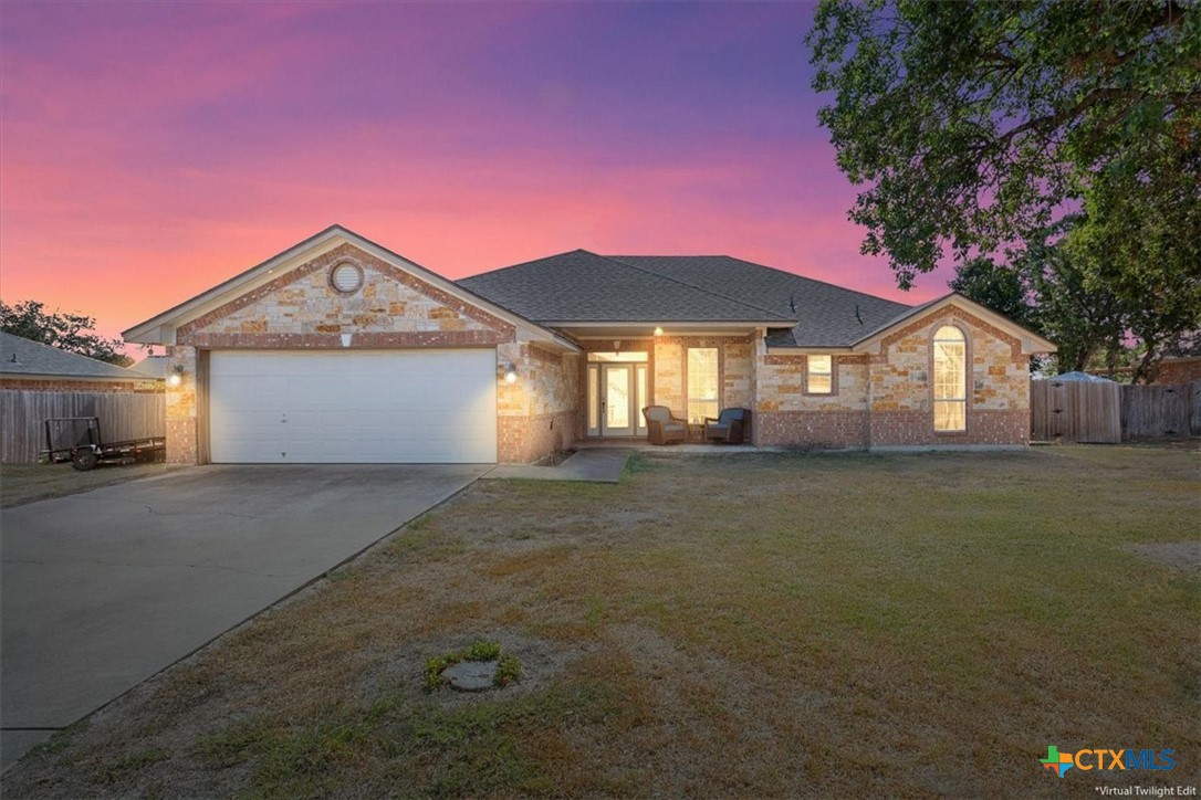 5890 Denmans Loop Property Photo 1