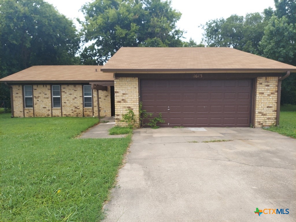 1613 Richard Drive Property Photo 1