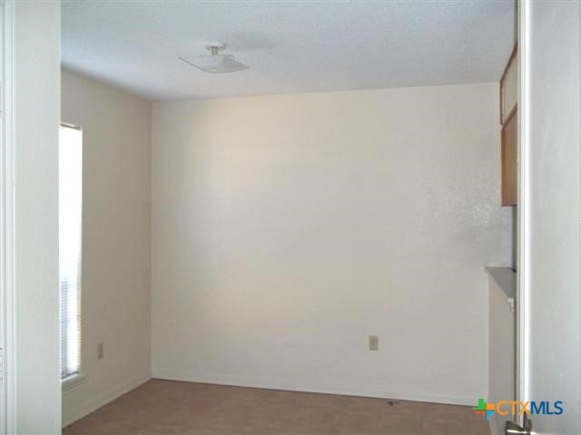 109 Bridle Drive Property Photo 7