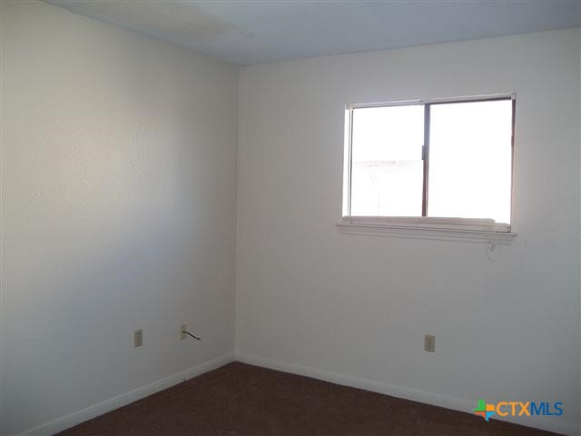 109 Bridle Drive Property Photo 9