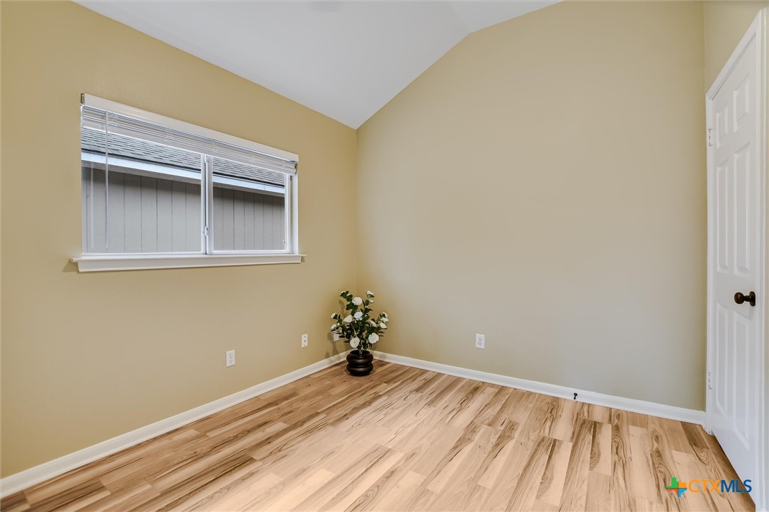 2157 Redwing Way Property Photo 16