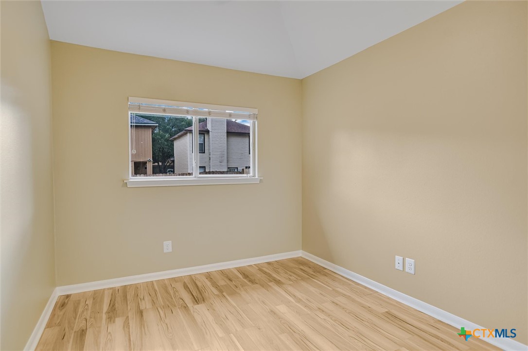 2157 Redwing Way Property Photo 18