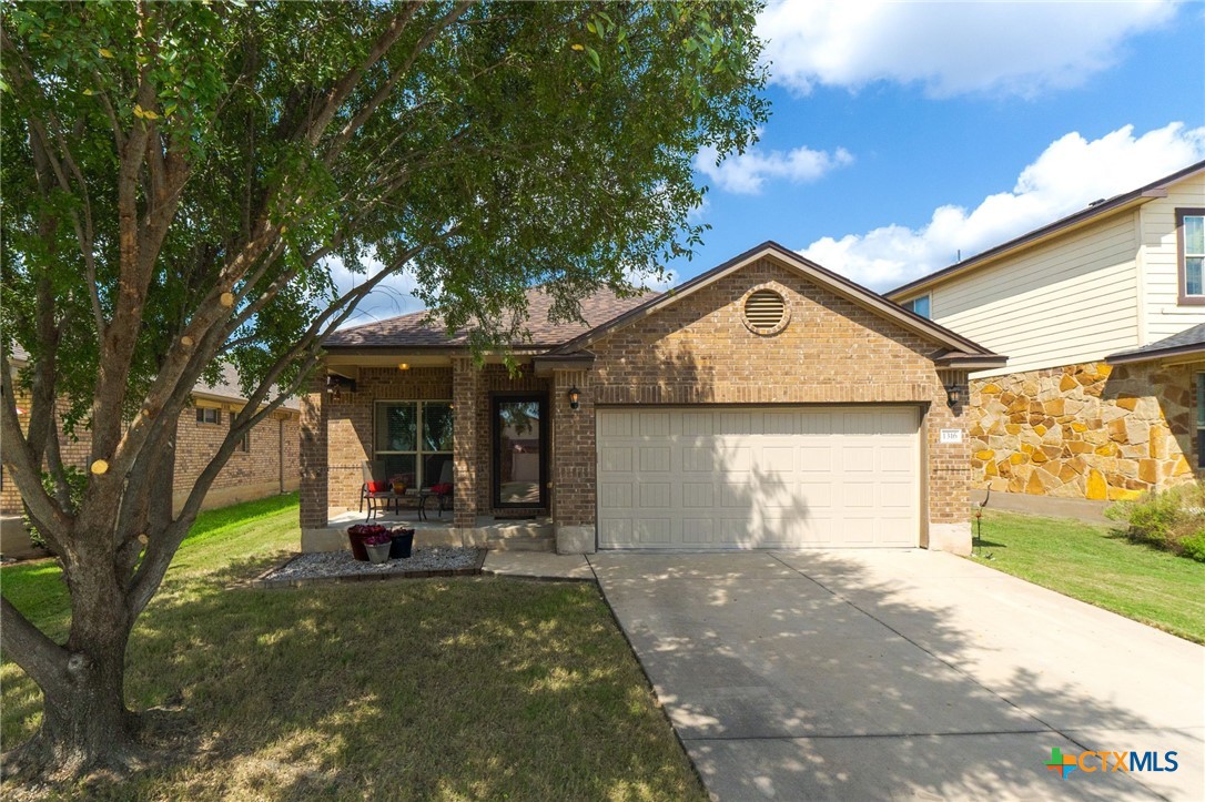 1316 Fawn Lily Drive Property Photo 1