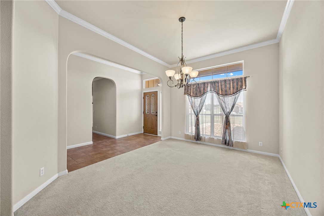 104 S Buckboard Property Photo 7