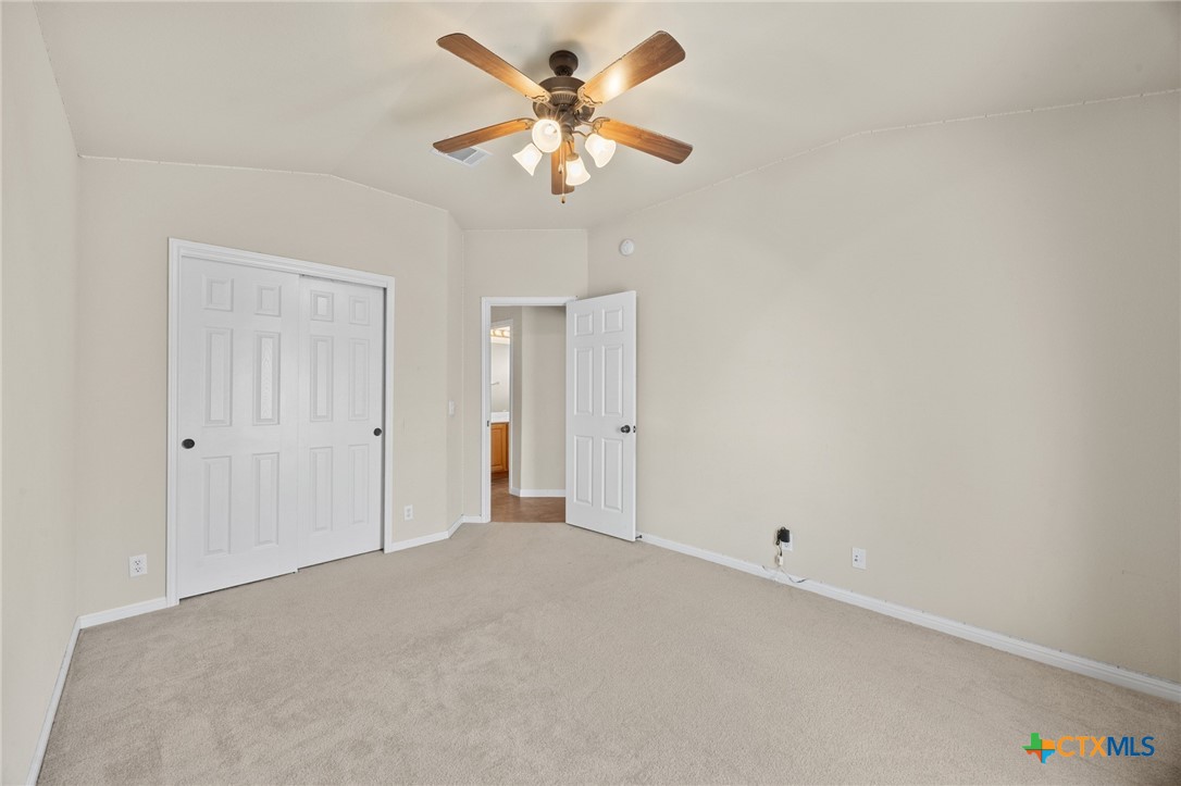 104 S Buckboard Property Photo 31