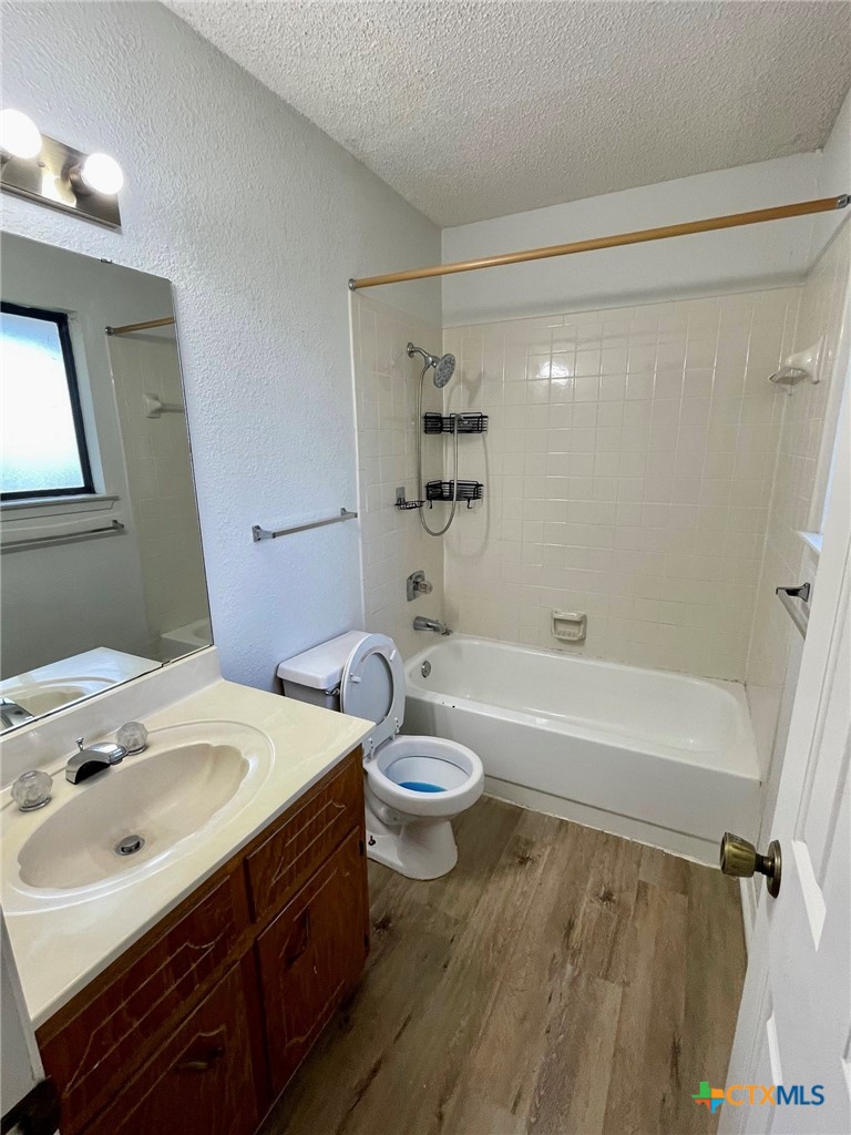 3308 Sungate Drive Property Photo 7