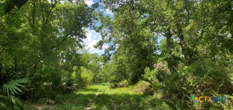 2224 Levee Road Property Photo 2