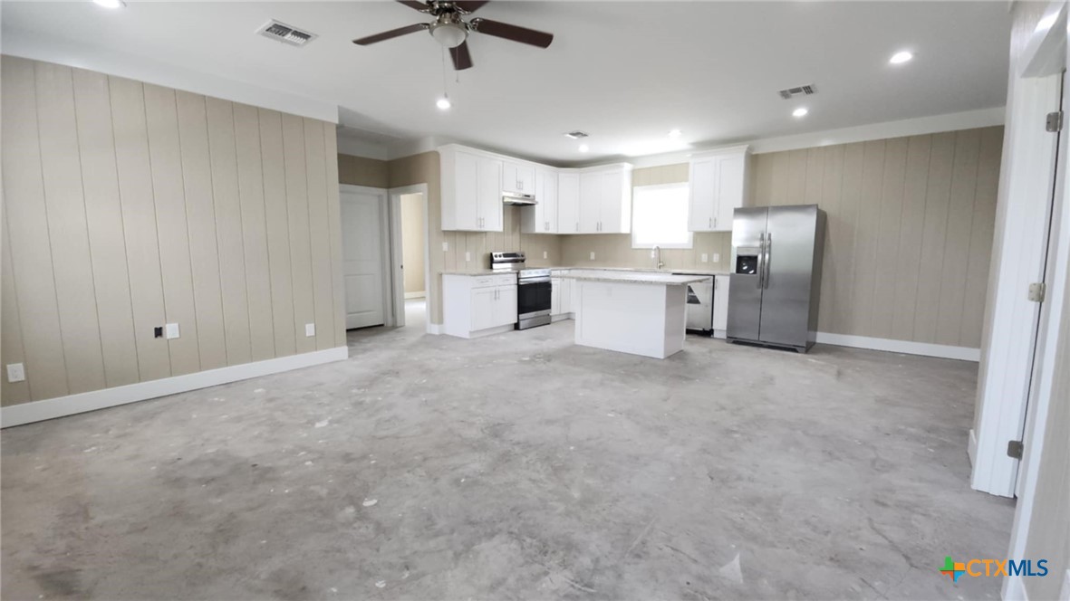 2224 Levee Road Property Photo 12