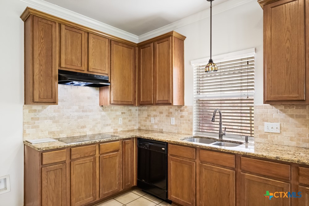 224 Lieck Cove Property Photo 10