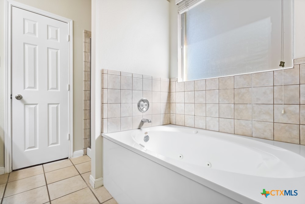 224 Lieck Cove Property Photo 22