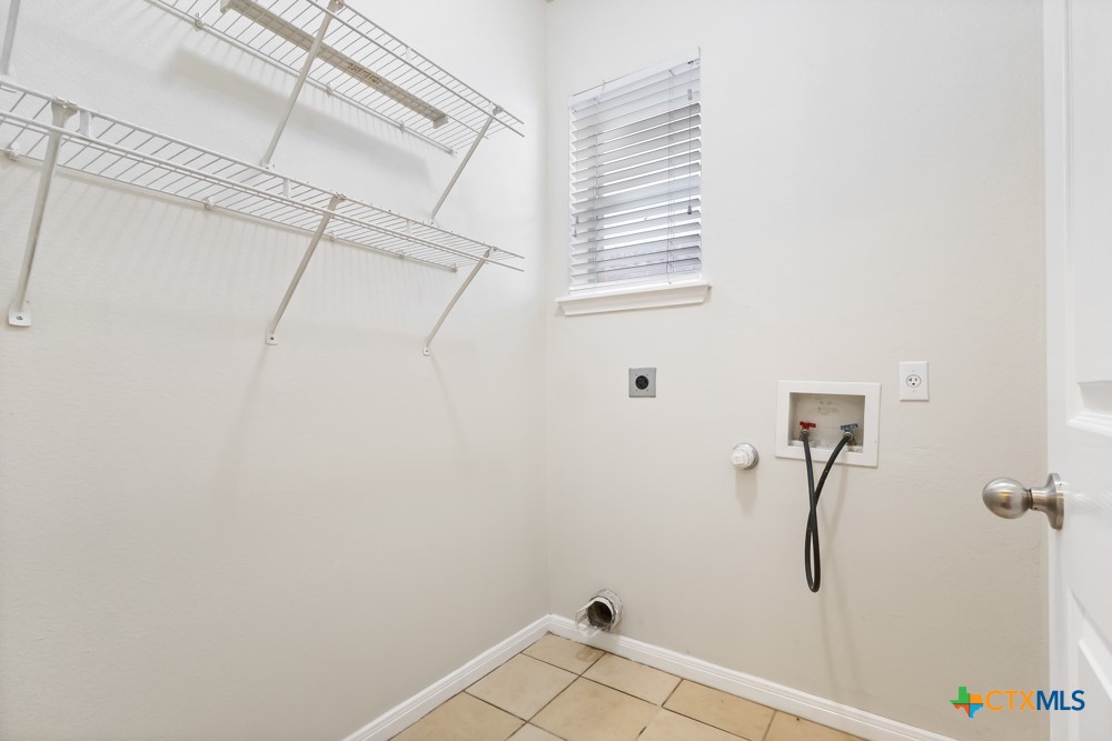 224 Lieck Cove Property Photo 28