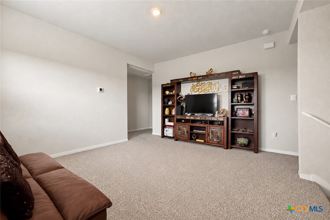 20204 Heinrich Lane Property Photo 11
