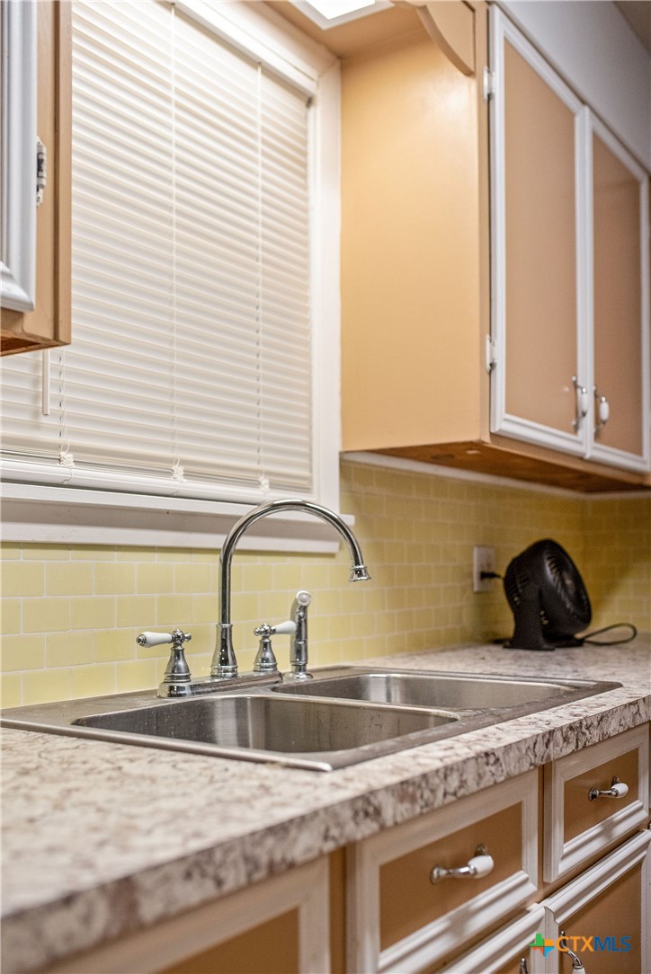 1419 Leon Drive Property Photo 8