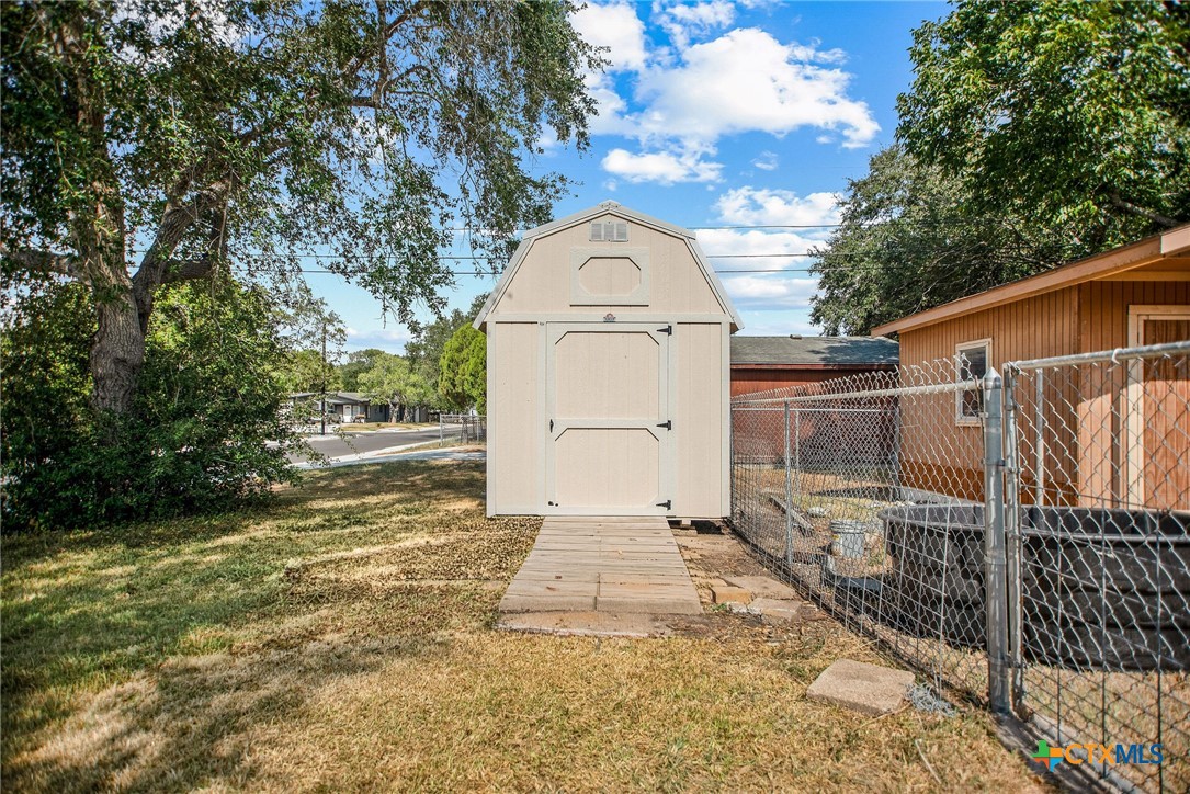 1419 Leon Drive Property Photo 20