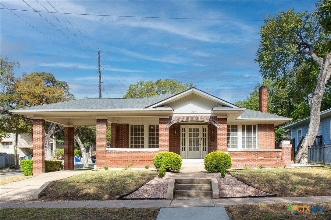 3200 Harris Park Avenue Property Photo 19