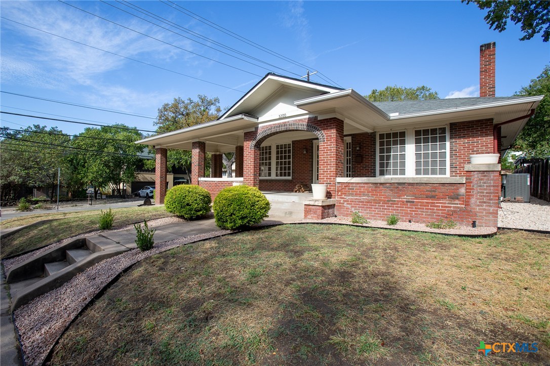 3200 Harris Park Avenue Property Photo 21