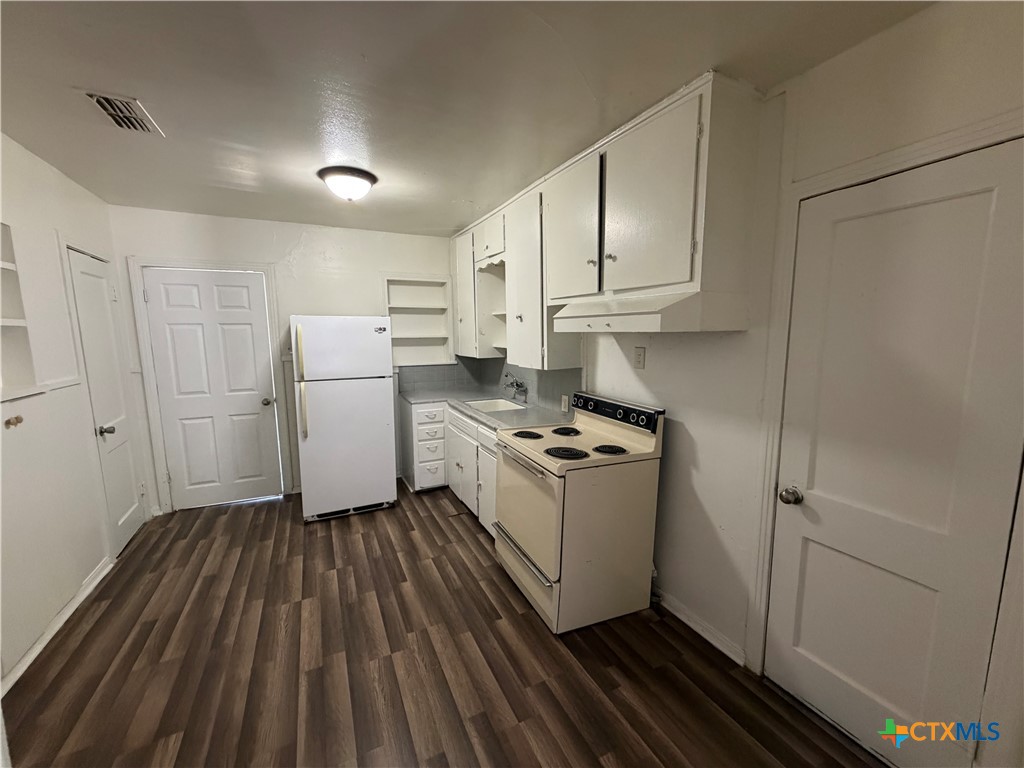 1301 S 19th Street Property Photo 6