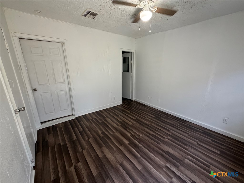 1301 S 19th Street Property Photo 7