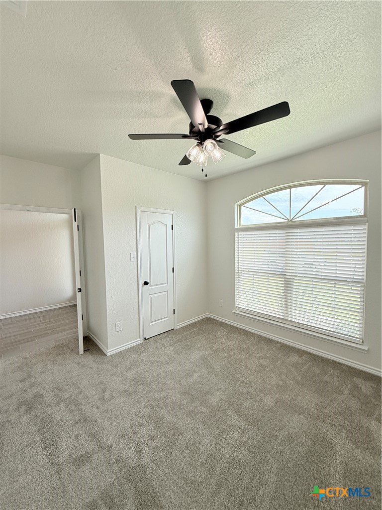 512 Avery Street Property Photo 3