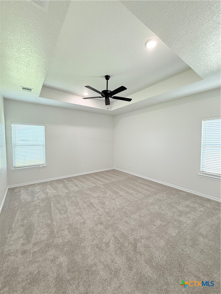 512 Avery Street Property Photo 9