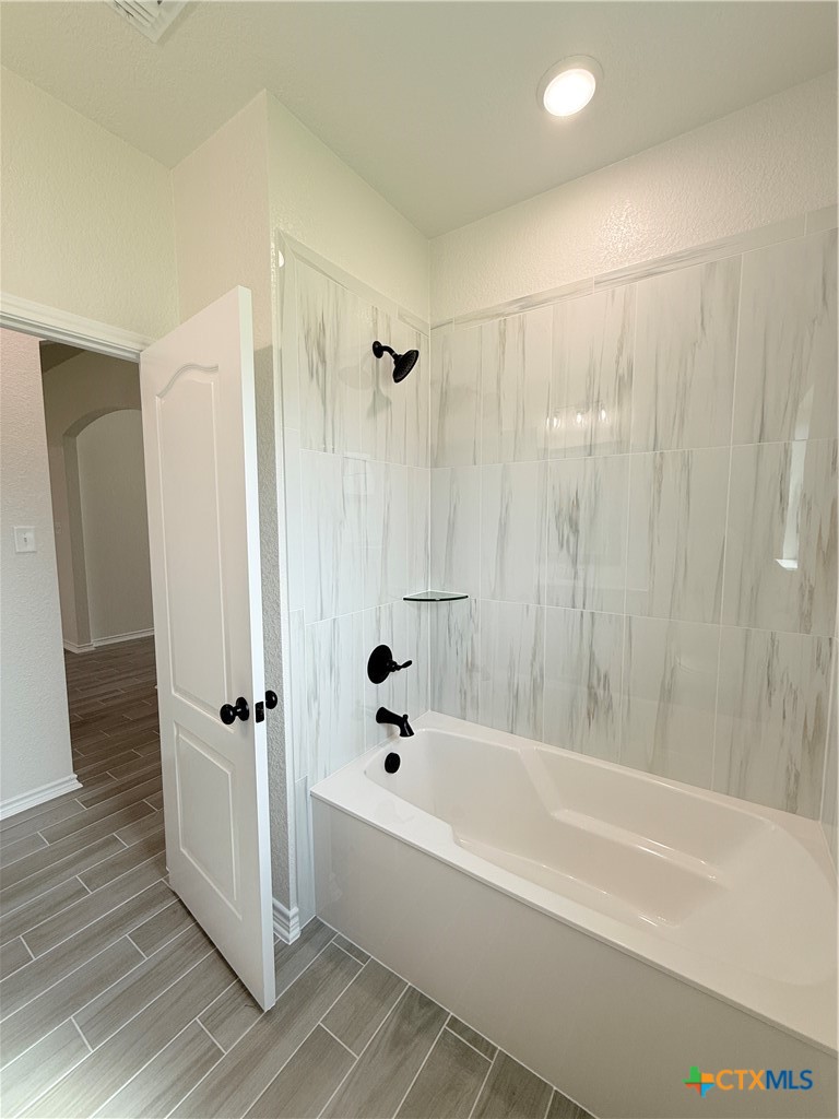 512 Avery Street Property Photo 16