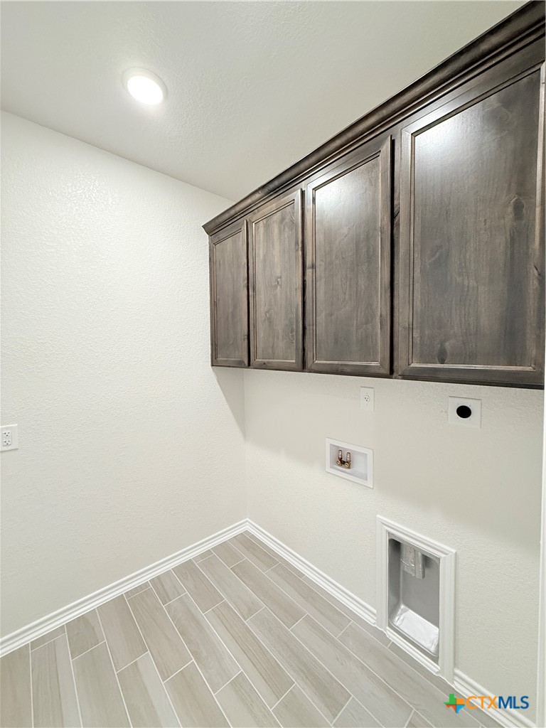 512 Avery Street Property Photo 17