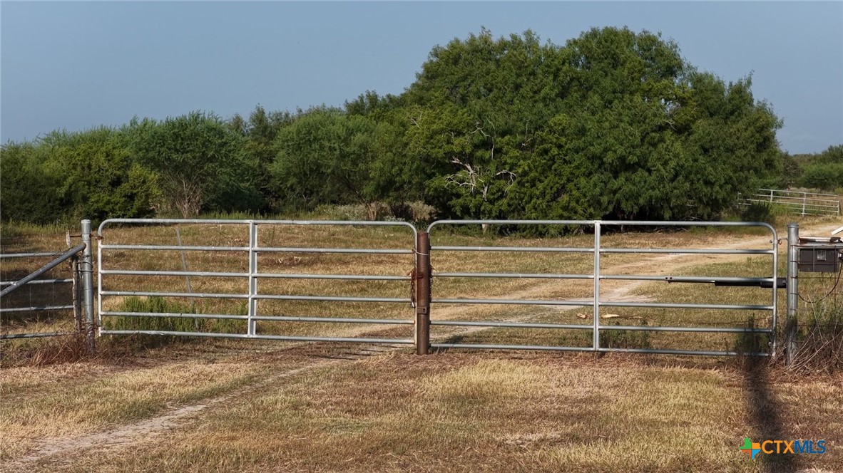 251 Old Goliad Road Property Photo 41