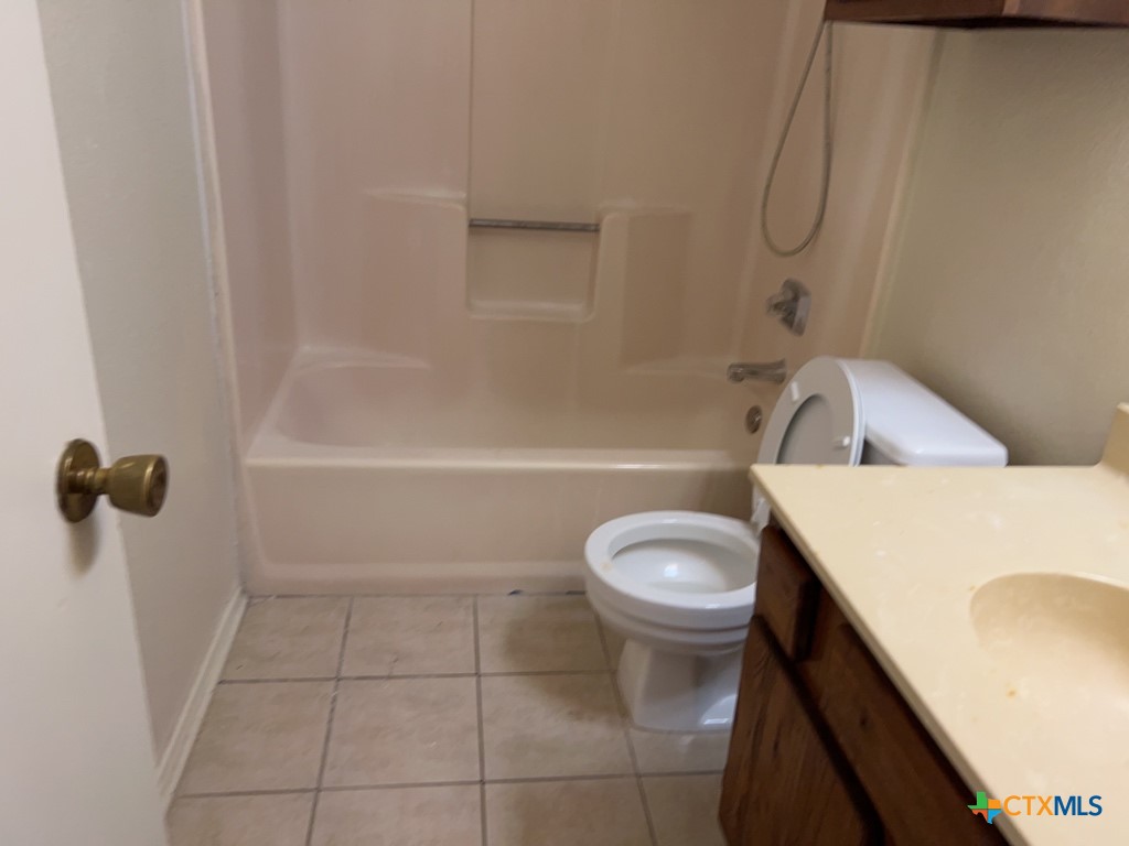 2407 Kirk Circle Property Photo 6