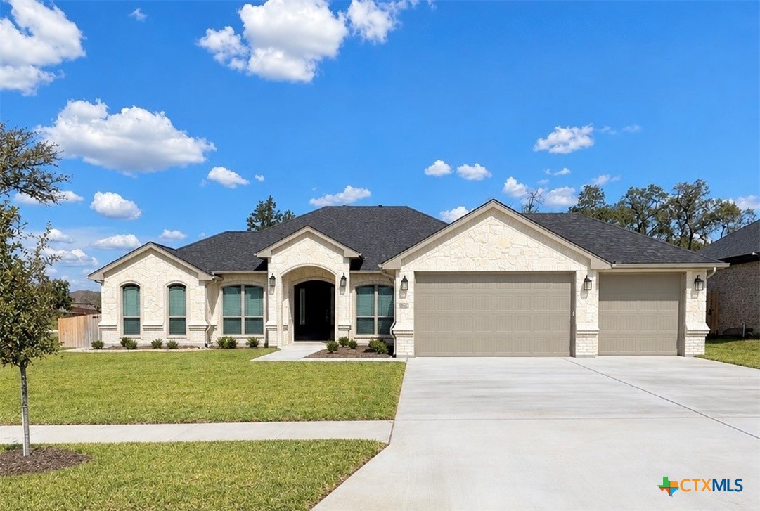 8702 Revell Drive Property Photo 1