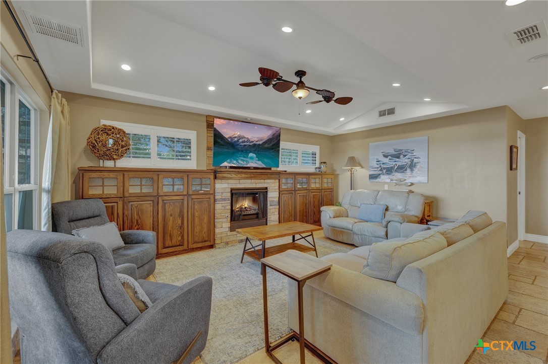 259 Oak Hideaway Drive Property Photo 15