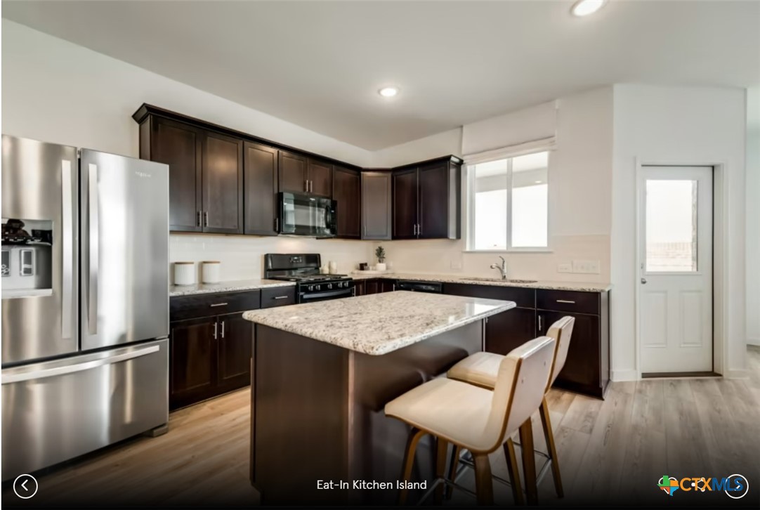 1338 Sky Ridge Court Property Photo 4