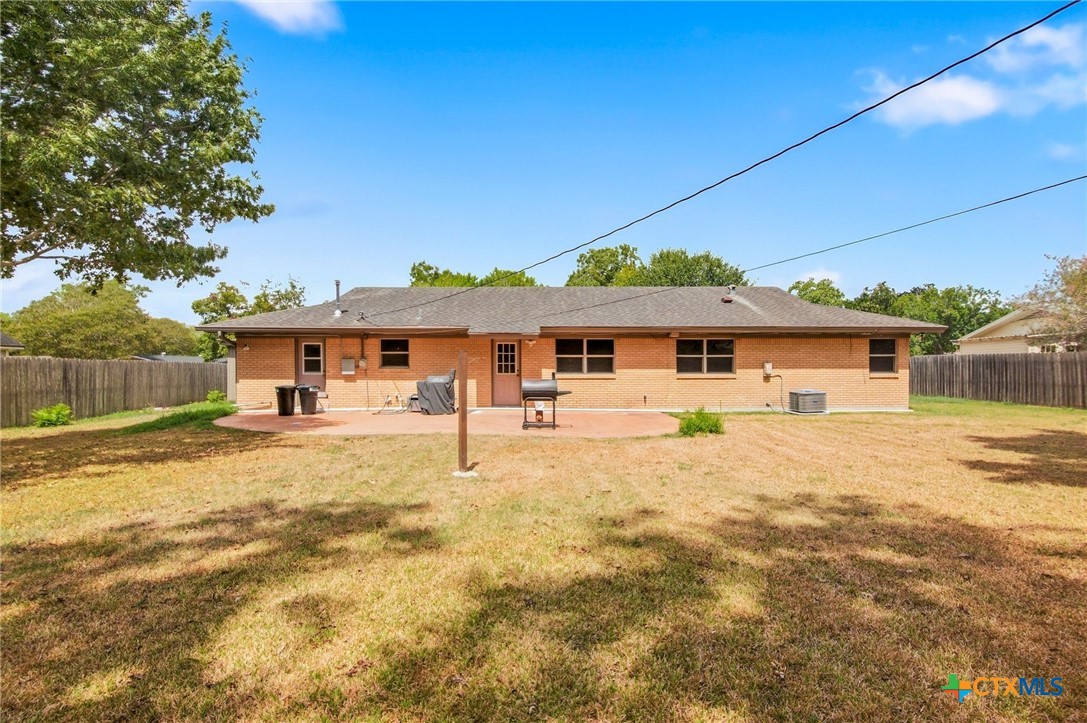 5006 Evergreen Street Property Photo 14