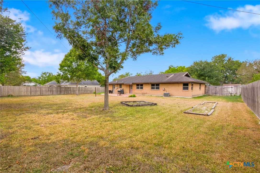 5006 Evergreen Street Property Photo 15