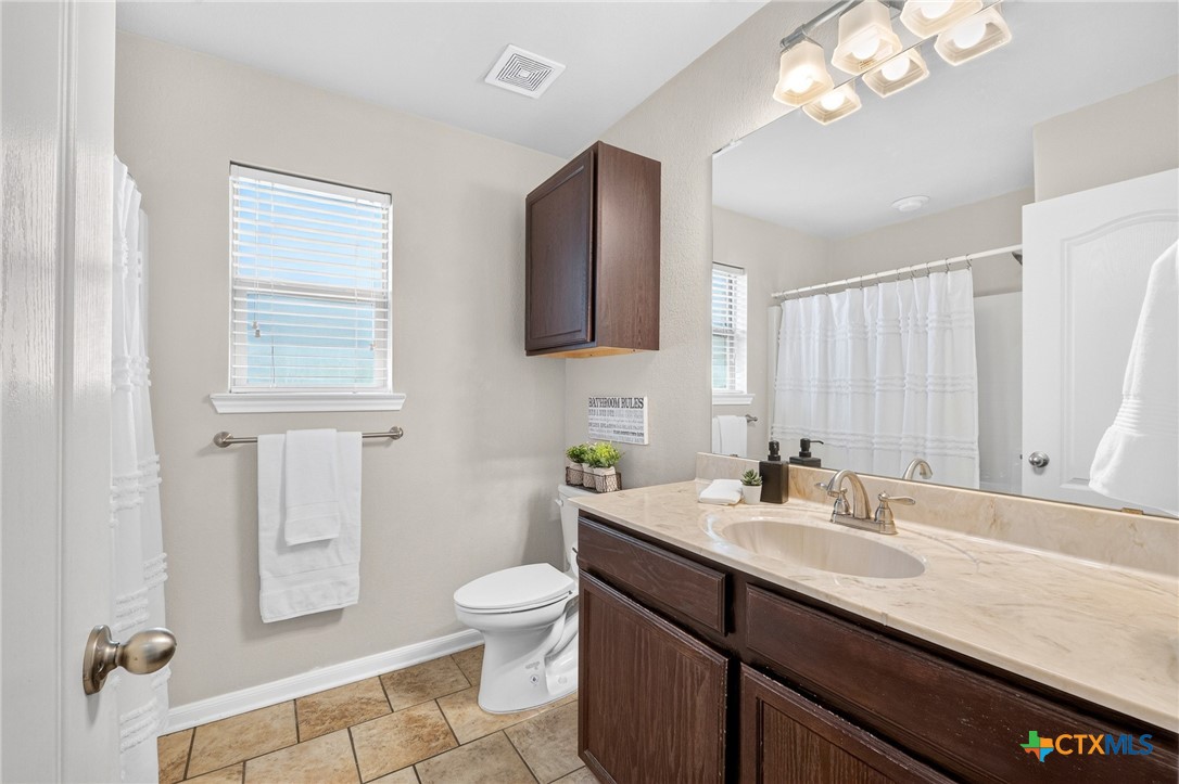 1921 Carriage House Drive Property Photo 11