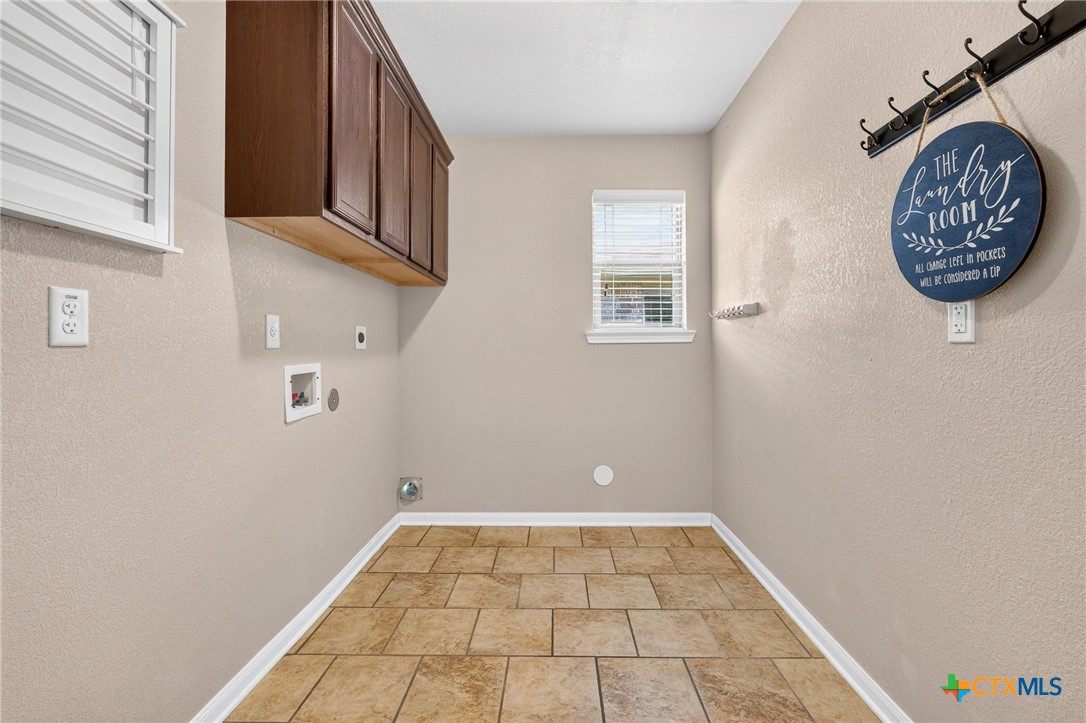 1921 Carriage House Drive Property Photo 13