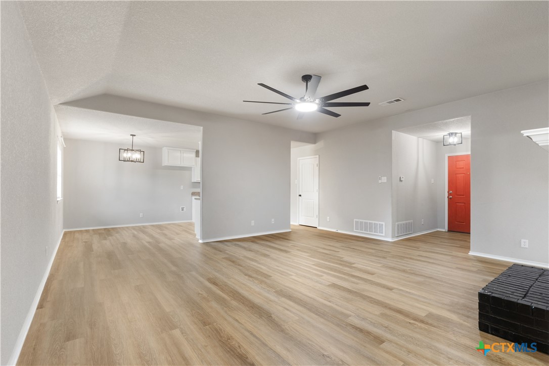 211 Mccullough Loop Property Photo 8