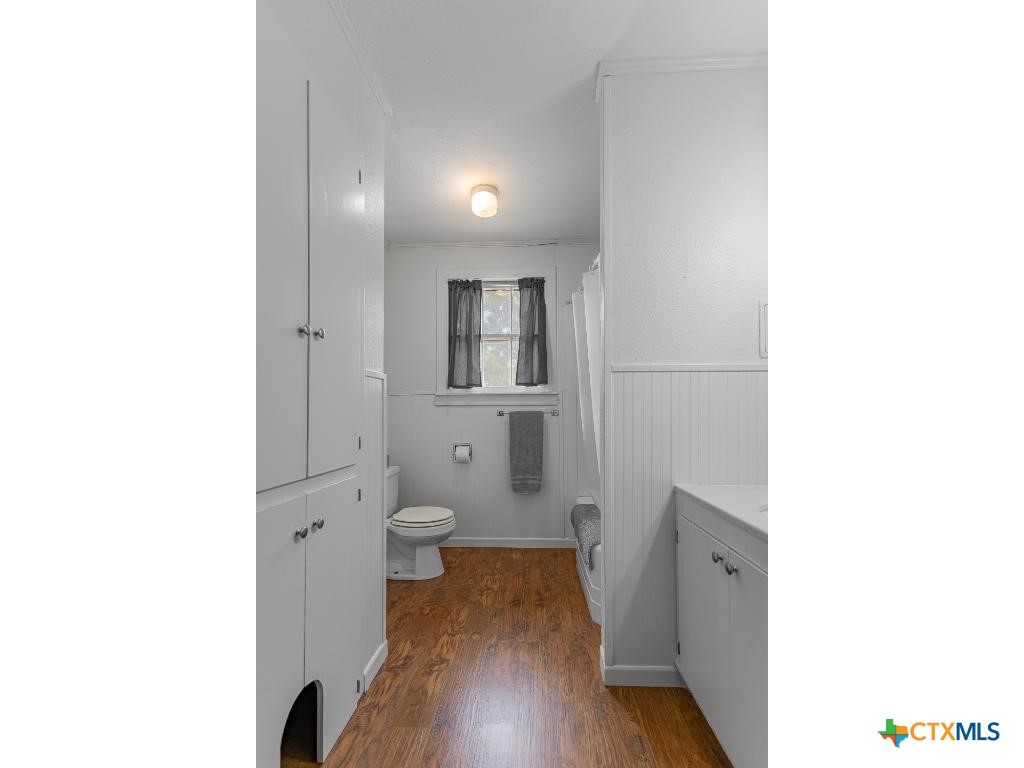 600 N Market Street Property Photo 11