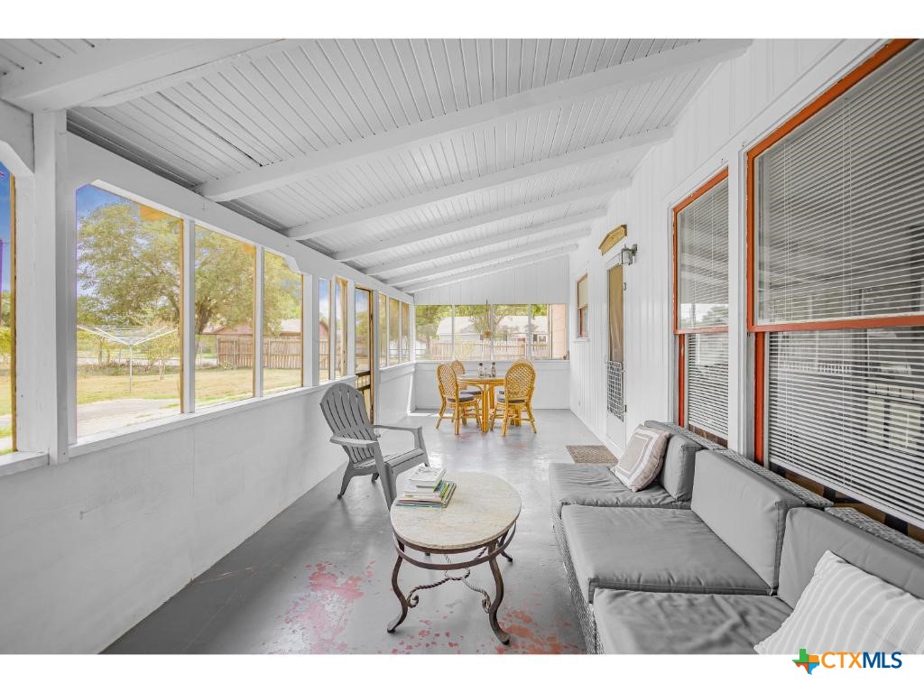 600 N Market Street Property Photo 15