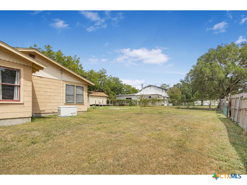 600 N Market Street Property Photo 17
