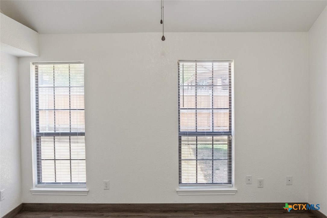 615 Atkinson Avenue Property Photo 9