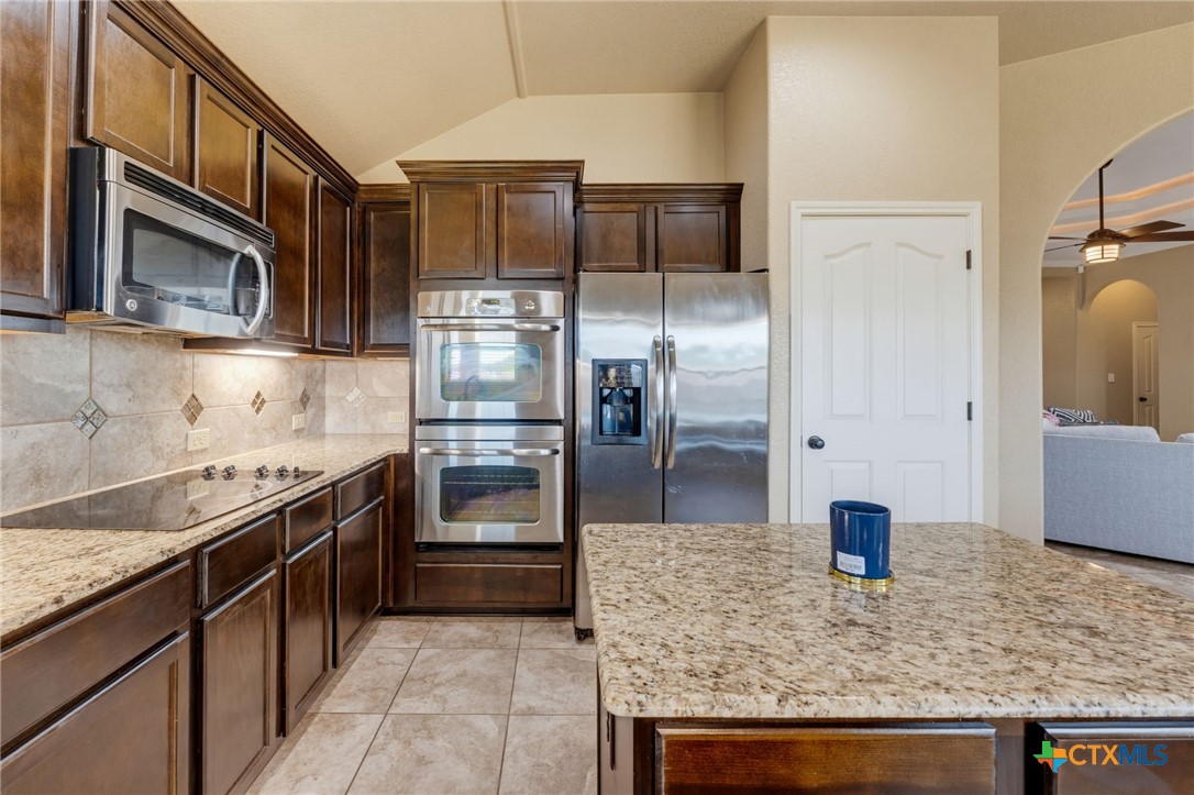 2804 Natural Lane Property Photo 4