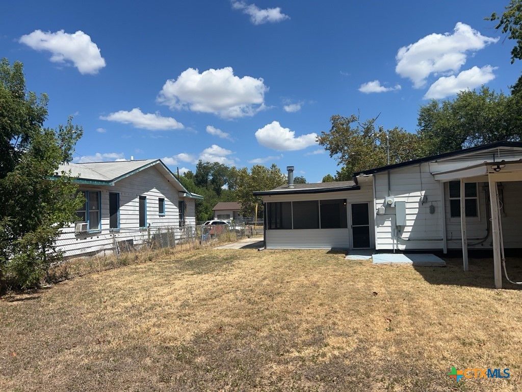 518 Valley Road Property Photo 4