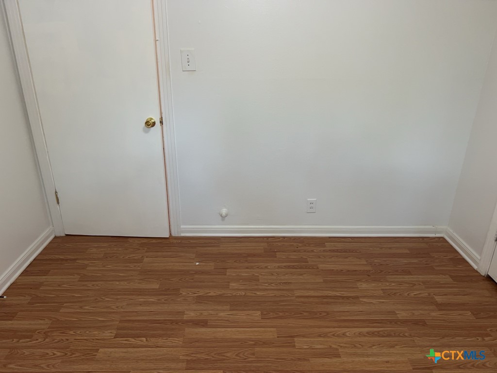 518 Valley Road Property Photo 5