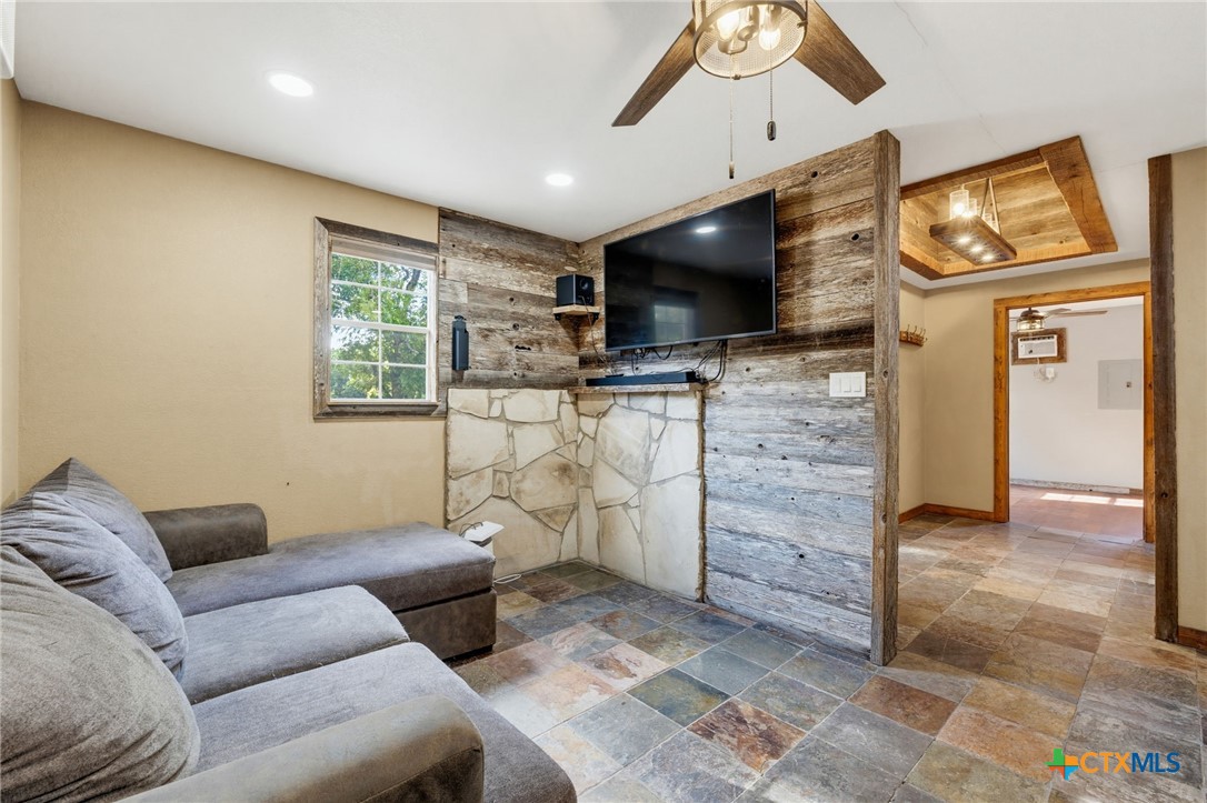 730 Cr 430 Property Photo 32