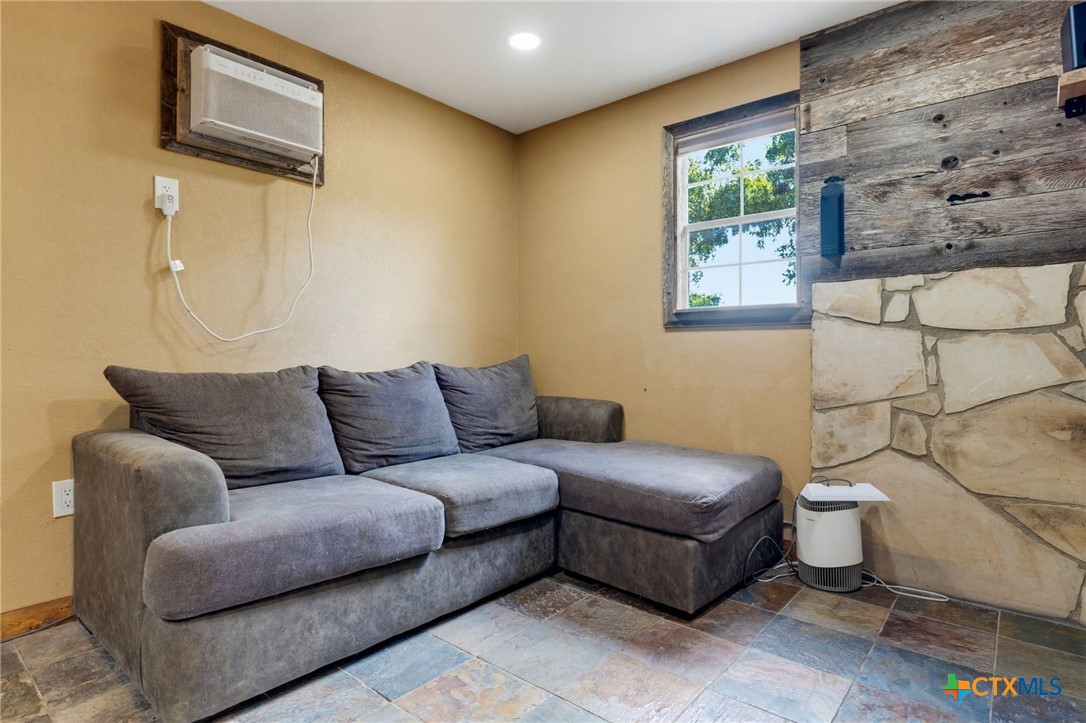 730 Cr 430 Property Photo 33