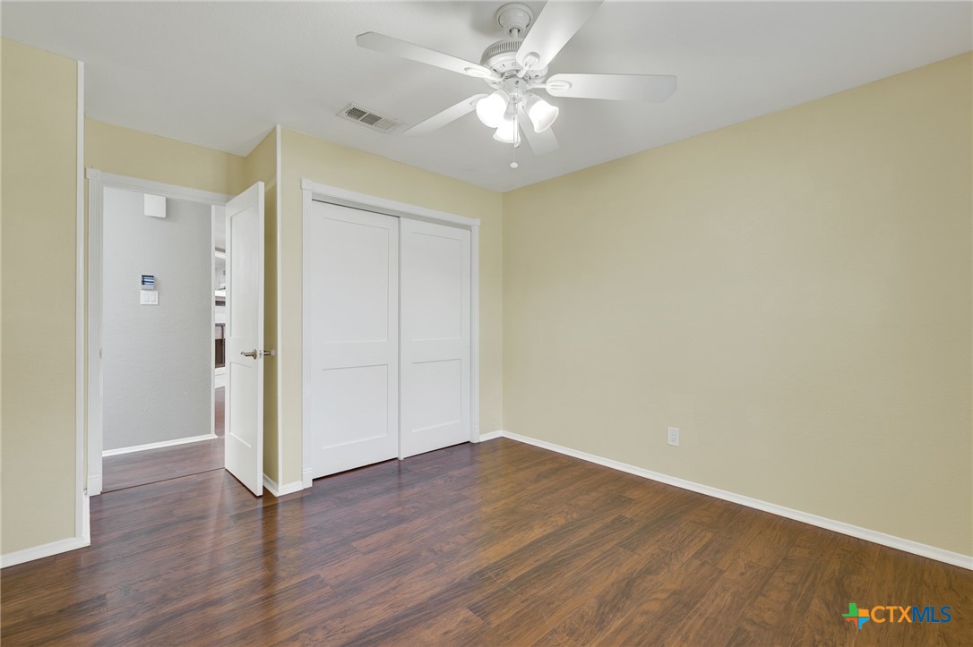 925 Lazy Trail Property Photo 25